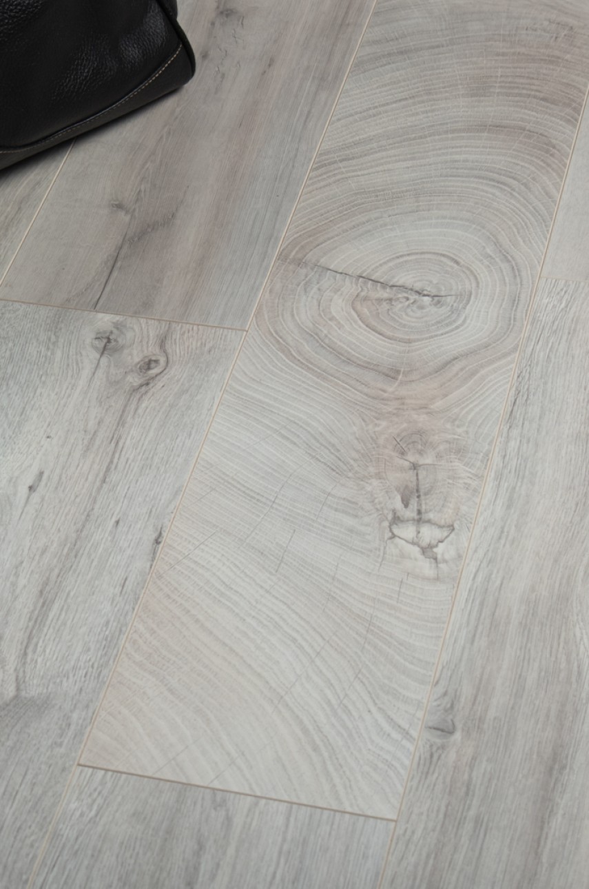 Ламинат Kaindl K4384 Дуб Фреско Лив (Oak Fresco Leave) Natural Touch Premium Plank